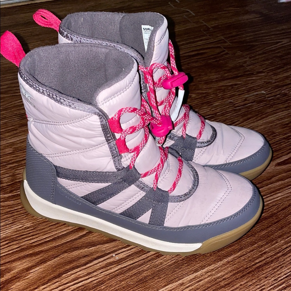 Sorel Kids Snow Boots in Pink and Gray
